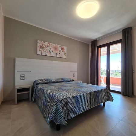Il Risveglio Di Pula Domo Hotel Bagian luar foto