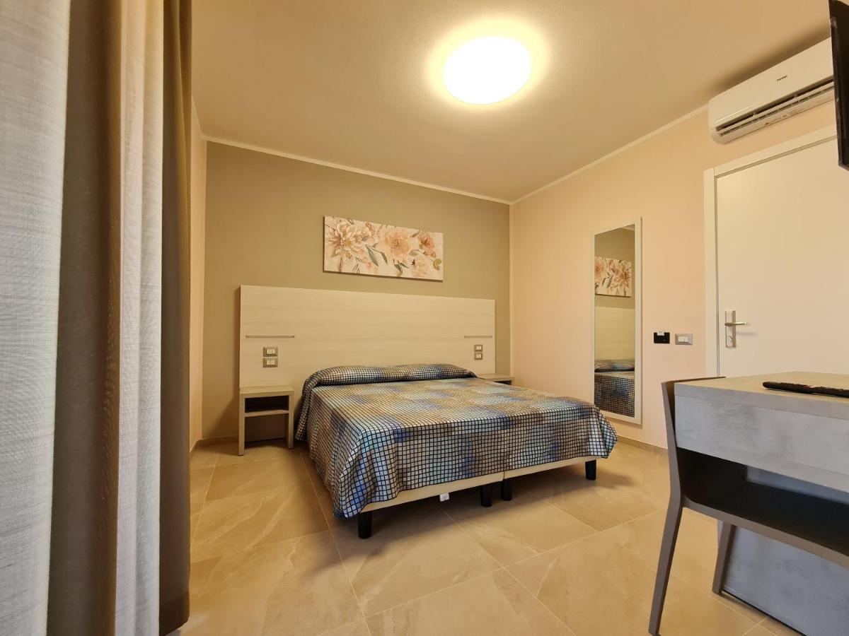 Il Risveglio Di Pula Domo Hotel Ruang foto