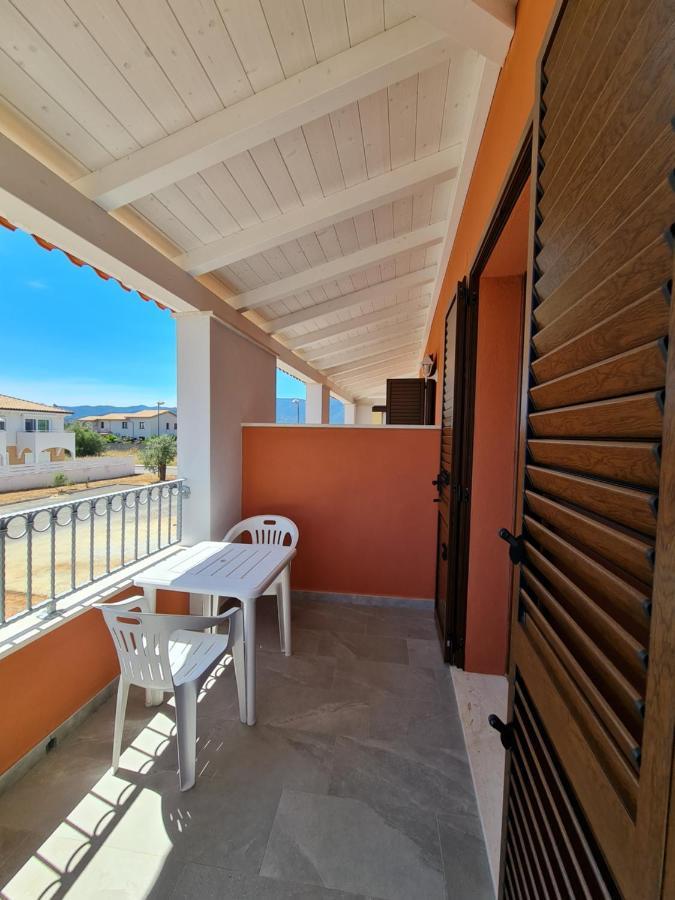 Il Risveglio Di Pula Domo Hotel Bagian luar foto